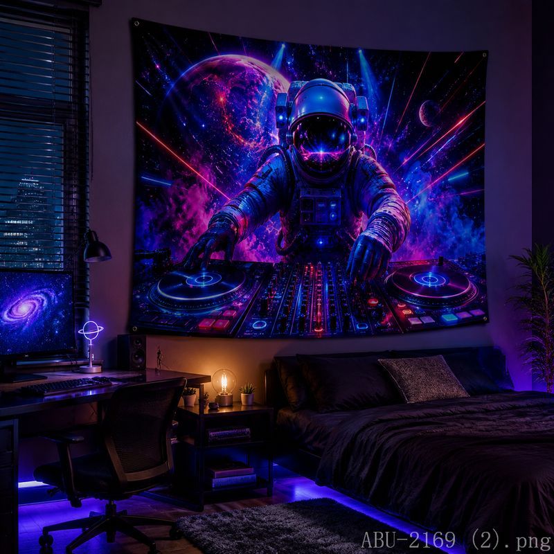 Space Astronaut Disc Tapestry  - Esports Gaming Bar ulasan dan harga